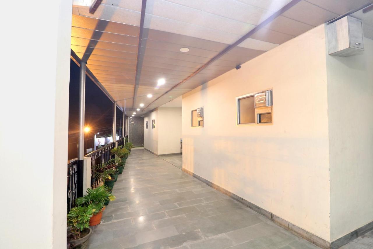 Hotel Oyo 19754 Ms Residency Hoshiarpur Zewnętrze zdjęcie